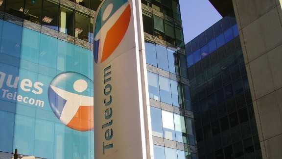 Bouygues Secures 52% Share in €20B SFR Consolidation Deal