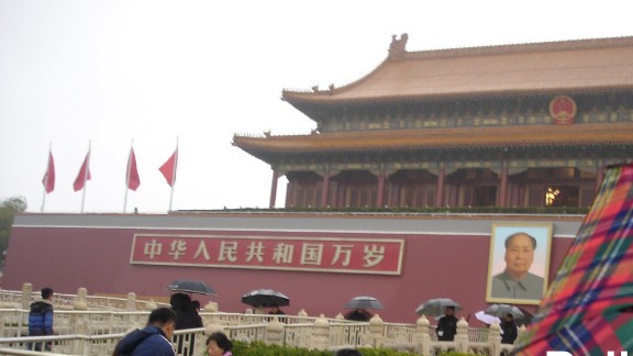 China Surges To 16% Of Global Goods Exports